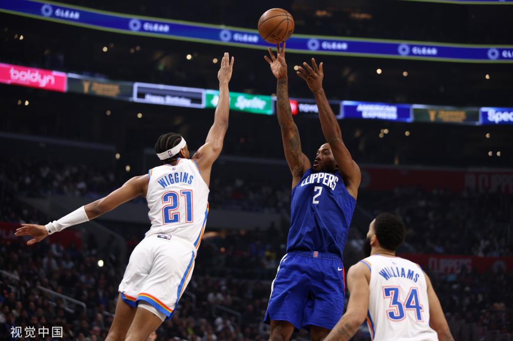 他在赛季初 他在赛季初