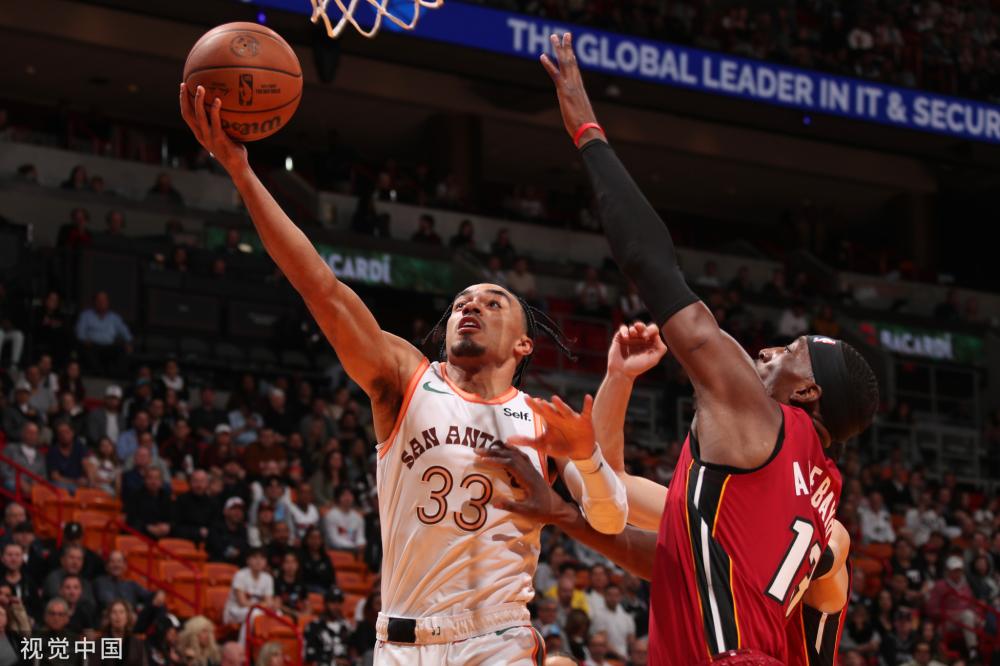 媒体与球迷 媒体与球迷